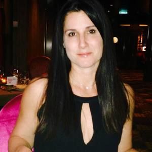 Meet your Posher, Elisa